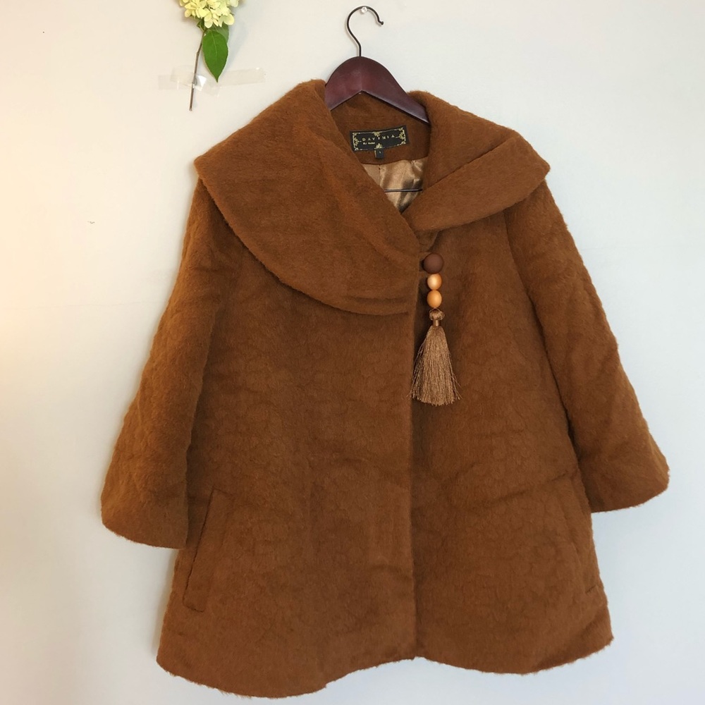 Davinia / Brown Jack / unique / Fall / winter